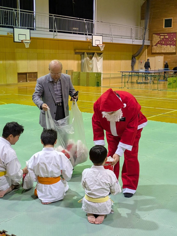 千葉県八千代市の合気道　八千代合気会クリスマス会